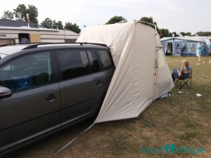 VW Touran Umbau mit Vorzelt